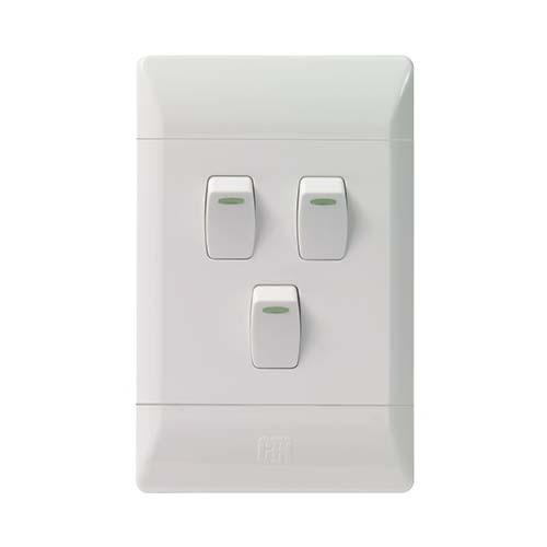 CBI 3 LEVER 1 WAY SWITCH COMPLETE 4X2 WHITE